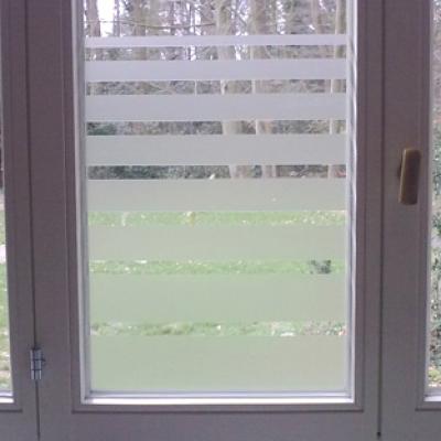Fensterfolie Streifen  Folie in Milchglasoptik